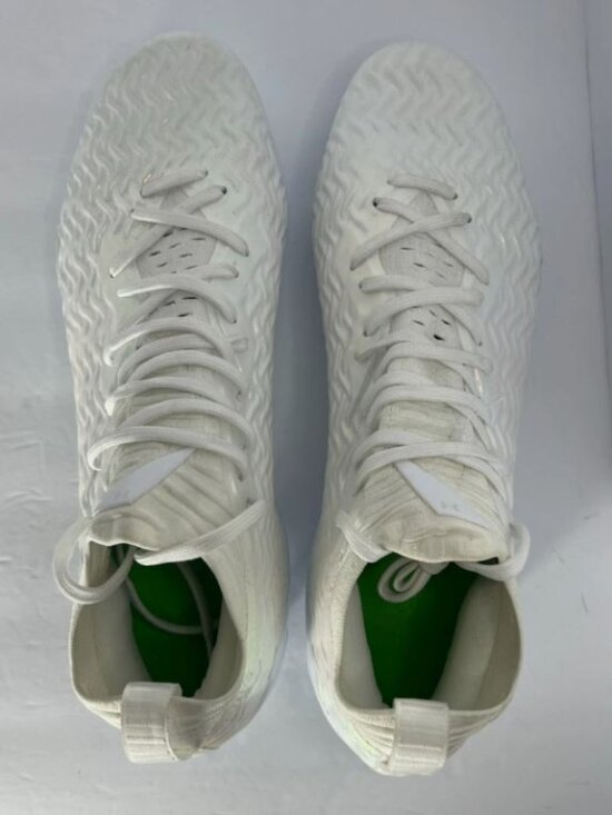Under Armour Spotlight Pro NBY White Iridescent Football Cleats Mens Size 13